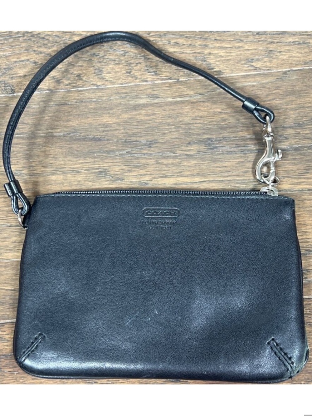 VINTAGE COACH Leather Wristlet in Black OS EUC - Picture 1 of 4